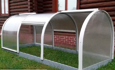 Парник из поликарбоната 5х1.2х0.9 м со сдвижными стенками и теплой грядкой, Красавик-500