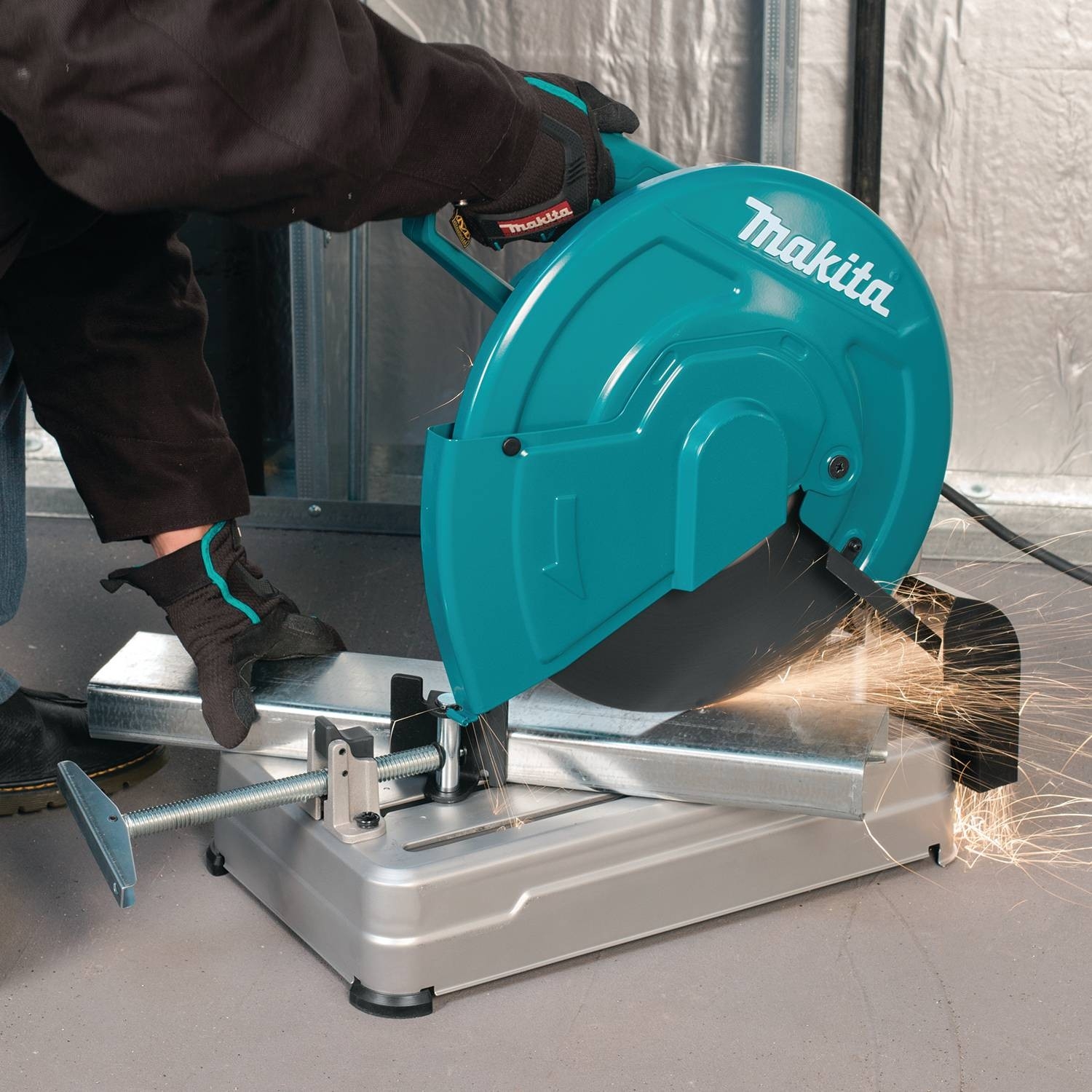 Отрезная пила по металлу MAKITA LW 1400 (2200 Вт, 355х25.4 мм, глуб. до 127  мм,) купить в Минске недорого с доставкой и со скидкой